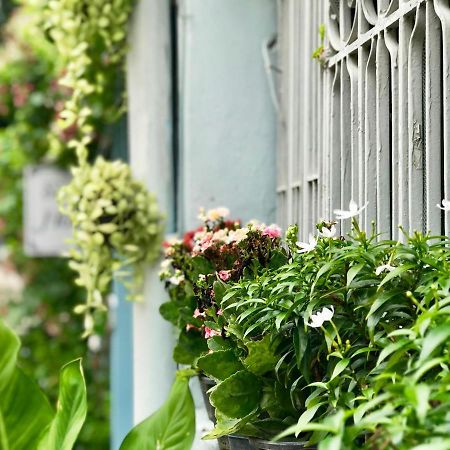 Sira'S House Hotel Bangkok Exterior photo